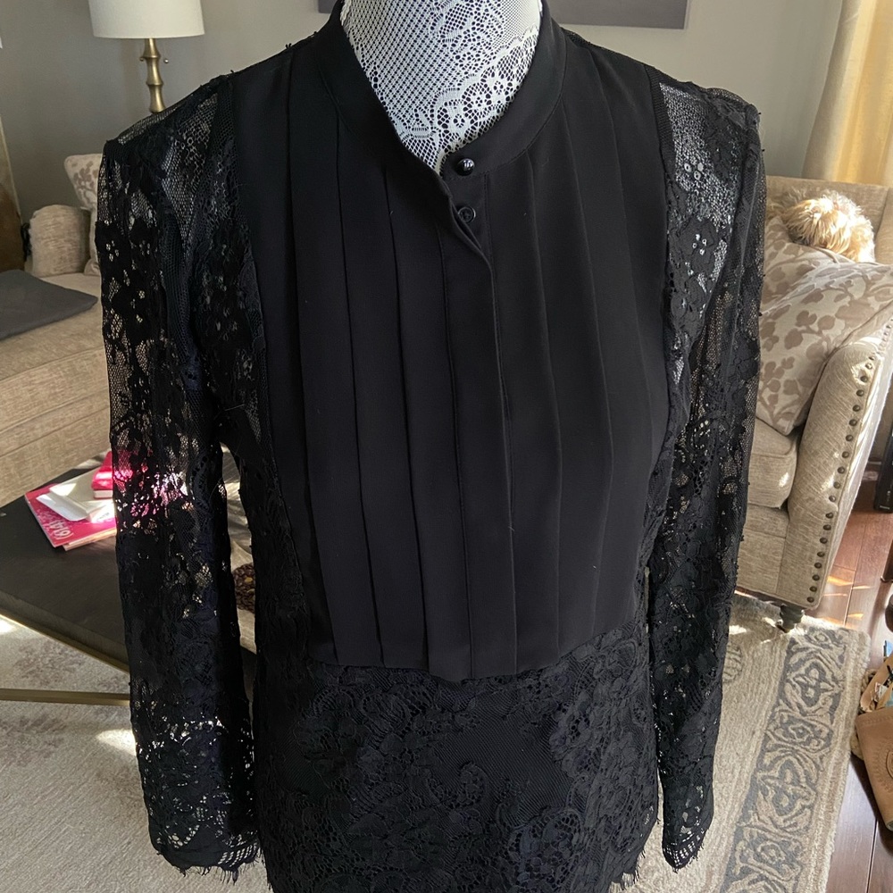 White House Black Market- NWT long sleeve lace blouse